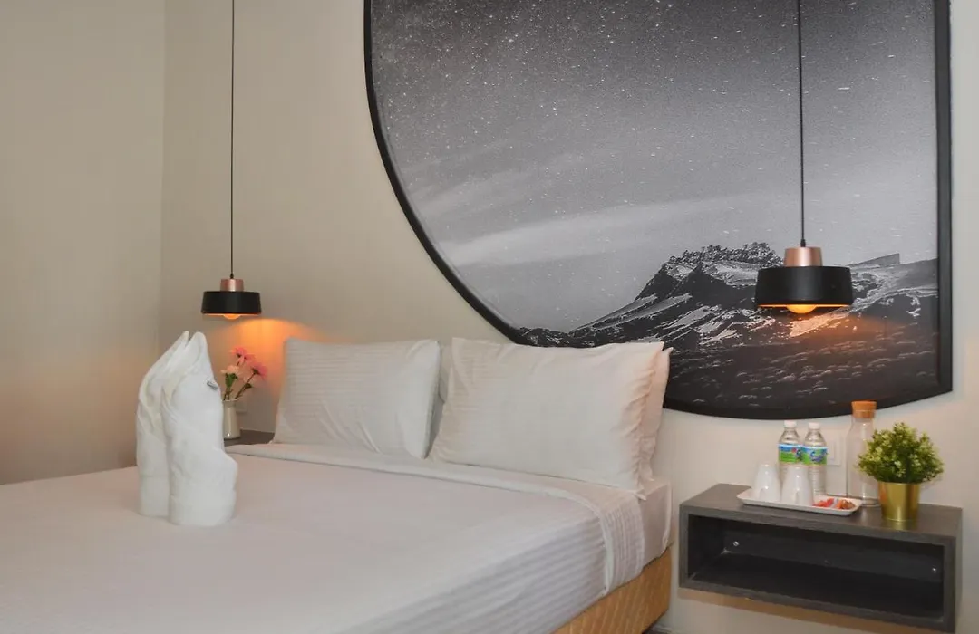 De Luna Hotel Sri Petaling-1